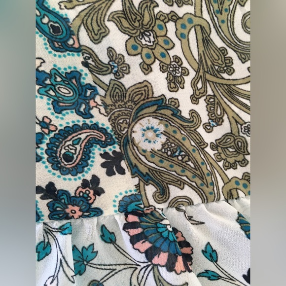 Women’s Boho New York & Company top Size Small - Picture 5 of 5